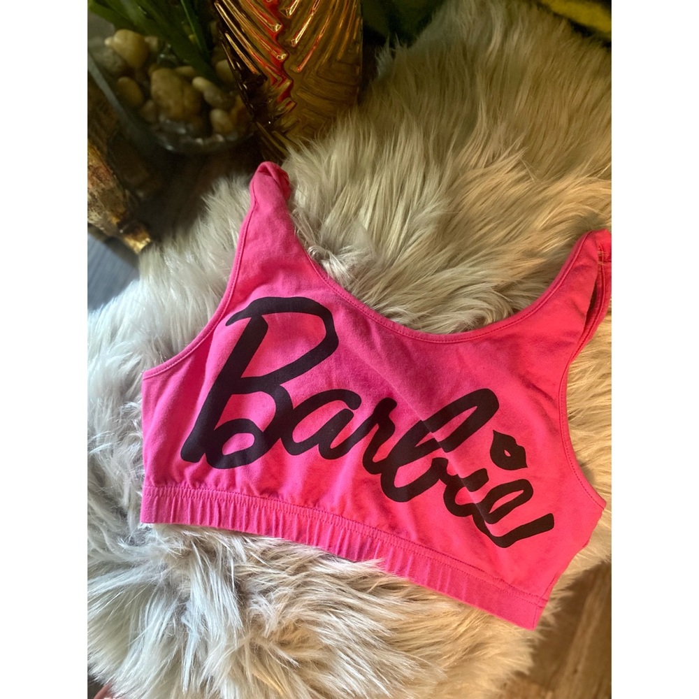 Pair it w/ the flare out shorts listed & you have a cute,fun look